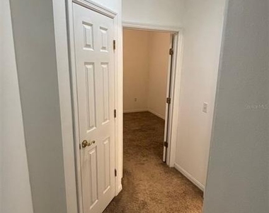 2915 Sunset Lakes Boulevard - Photo Thumbnail 15