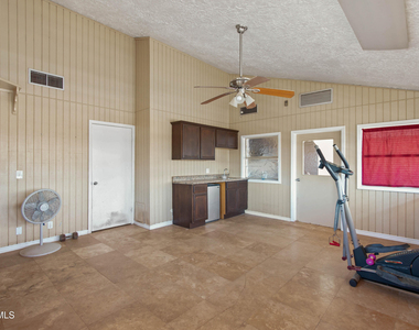 8614 Holmsely Trail - Photo Thumbnail 19