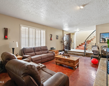 8614 Holmsely Trail - Photo Thumbnail 11
