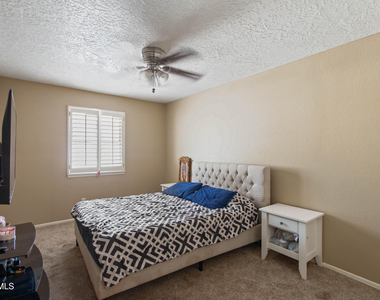 8614 Holmsely Trail - Photo Thumbnail 13