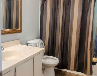4614 Grand Drive - Photo Thumbnail 12