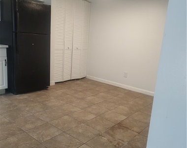 4614 Grand Drive - Photo Thumbnail 16