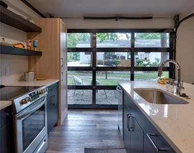3945 Rockfern Road - Photo Thumbnail 22