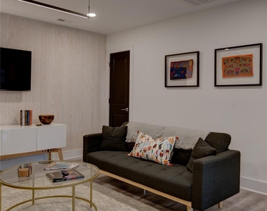 3945 Rockfern Road - Photo Thumbnail 11