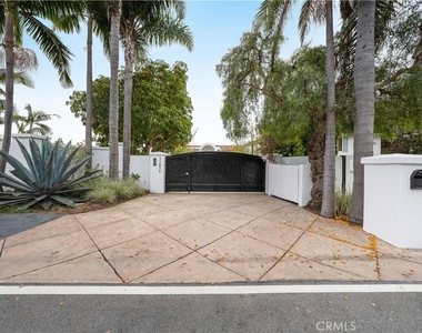 31654 Broad Beach Road - Photo Thumbnail 71