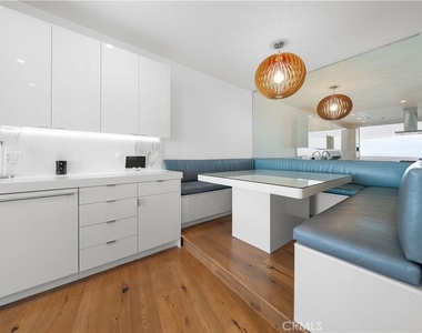 31654 Broad Beach Road - Photo Thumbnail 20