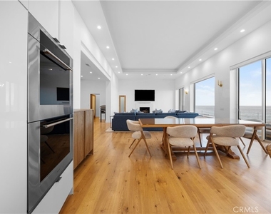 31654 Broad Beach Road - Photo Thumbnail 21