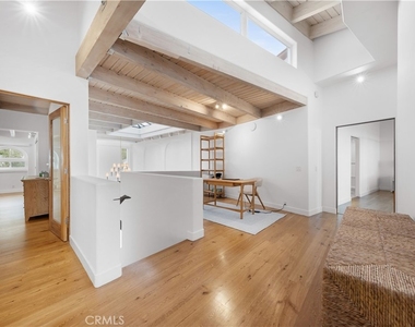 31654 Broad Beach Road - Photo Thumbnail 32
