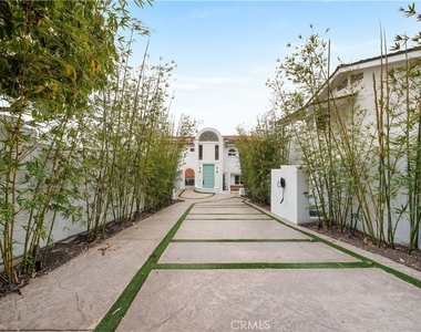 31654 Broad Beach Road - Photo Thumbnail 2