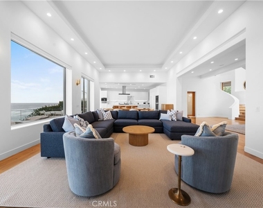 31654 Broad Beach Road - Photo Thumbnail 12