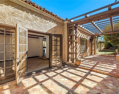 1316 Beverly Grove Place - Photo Thumbnail 55