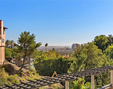 1316 Beverly Grove Place - Photo Thumbnail 44