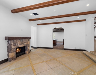 1316 Beverly Grove Place - Photo Thumbnail 11
