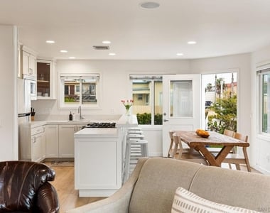 5112 Saratoga Ave - Photo Thumbnail 8