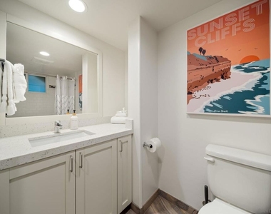 5112 Saratoga Ave - Photo Thumbnail 14