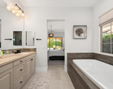 80450 Platinum Way - Photo Thumbnail 23