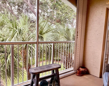242 Village Boulevard - Photo Thumbnail 16