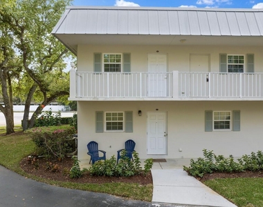 900 Jasmine Lane - Photo Thumbnail 34