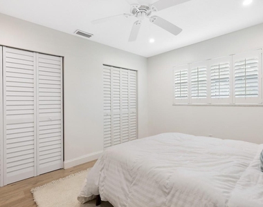 900 Jasmine Lane - Photo Thumbnail 23