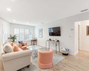 900 Jasmine Lane - Photo Thumbnail 16