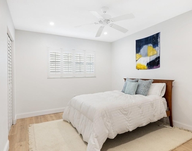 900 Jasmine Lane - Photo Thumbnail 20