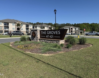 170 Grove Circle - Photo Thumbnail 25