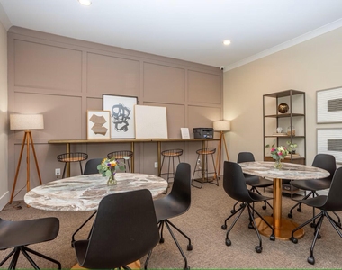 170 Grove Circle - Photo Thumbnail 21