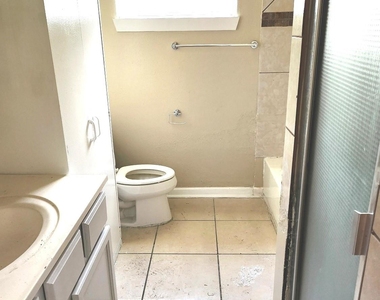 4515 White Rock Street - Photo Thumbnail 7