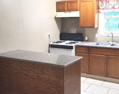 4515 White Rock Street - Photo Thumbnail 5