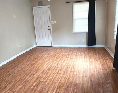 4515 White Rock Street - Photo Thumbnail 1
