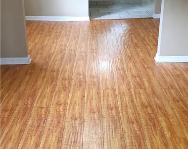 4515 White Rock Street - Photo Thumbnail 2