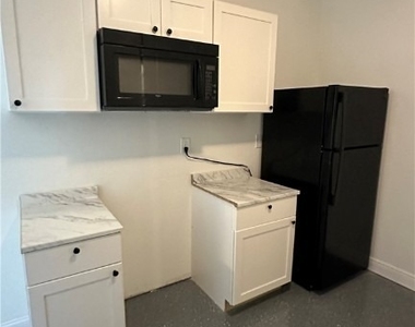 2167 Della Drive - Photo Thumbnail 22