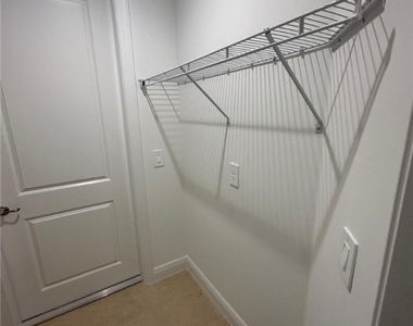 2167 Della Drive - Photo Thumbnail 16