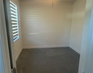 2167 Della Drive - Photo Thumbnail 17
