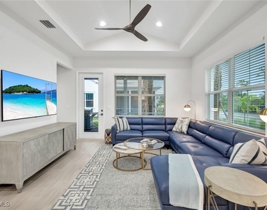 7142 Cayo Coco Lane - Photo Thumbnail 4