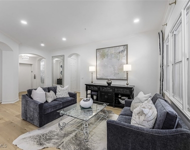 2630 Bolero Drive - Photo Thumbnail 5