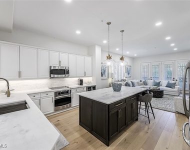 2630 Bolero Drive - Photo Thumbnail 2