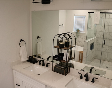 4714 Fisk Street - Photo Thumbnail 17