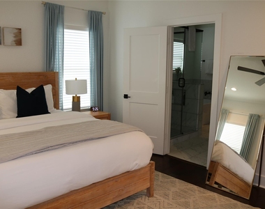 4714 Fisk Street - Photo Thumbnail 11