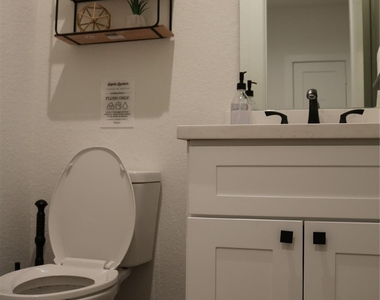 4714 Fisk Street - Photo Thumbnail 9