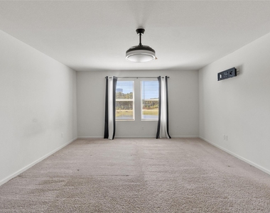 14707 Callard Court - Photo Thumbnail 17