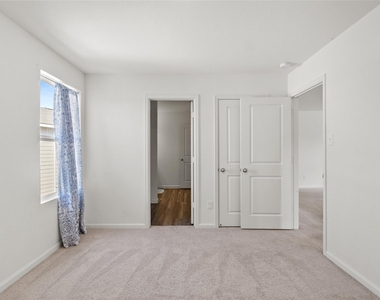 14707 Callard Court - Photo Thumbnail 21