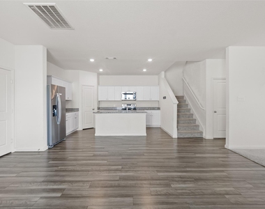 14707 Callard Court - Photo Thumbnail 12