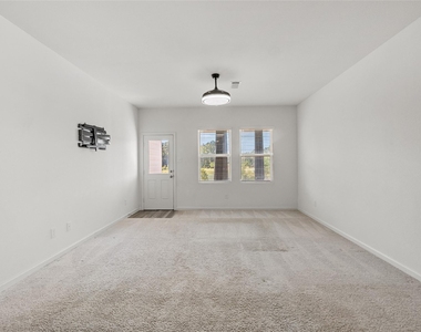 14707 Callard Court - Photo Thumbnail 10