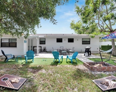4731 W Montgomery Avenue - Photo Thumbnail 47