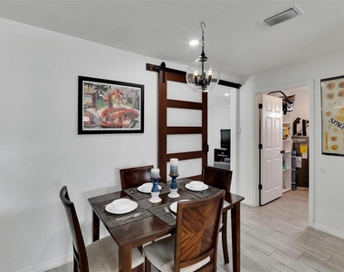 4731 W Montgomery Avenue - Photo Thumbnail 19