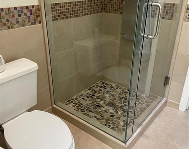 323 Madeira Circle - Photo Thumbnail 20