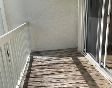 323 Madeira Circle - Photo Thumbnail 24
