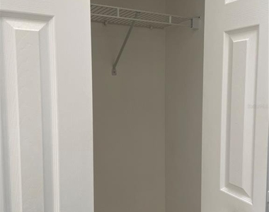 323 Madeira Circle - Photo Thumbnail 44