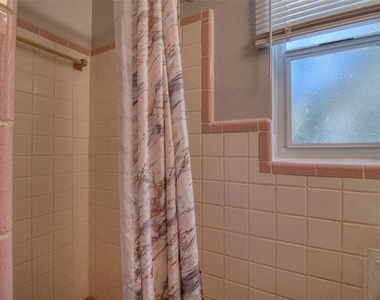 634 15 Avenue S - Photo Thumbnail 7